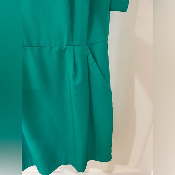 Eliza J Green Mini Dress with Pockets and Tie Size 10 - Picture 10 of 10
